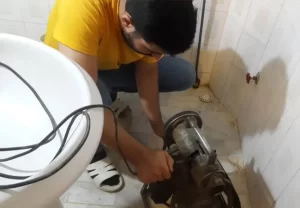 لوله بازکنی در شرق تهران